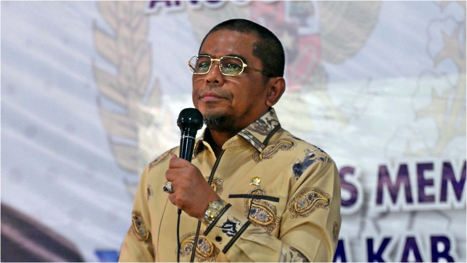  H. Arisal Aziz